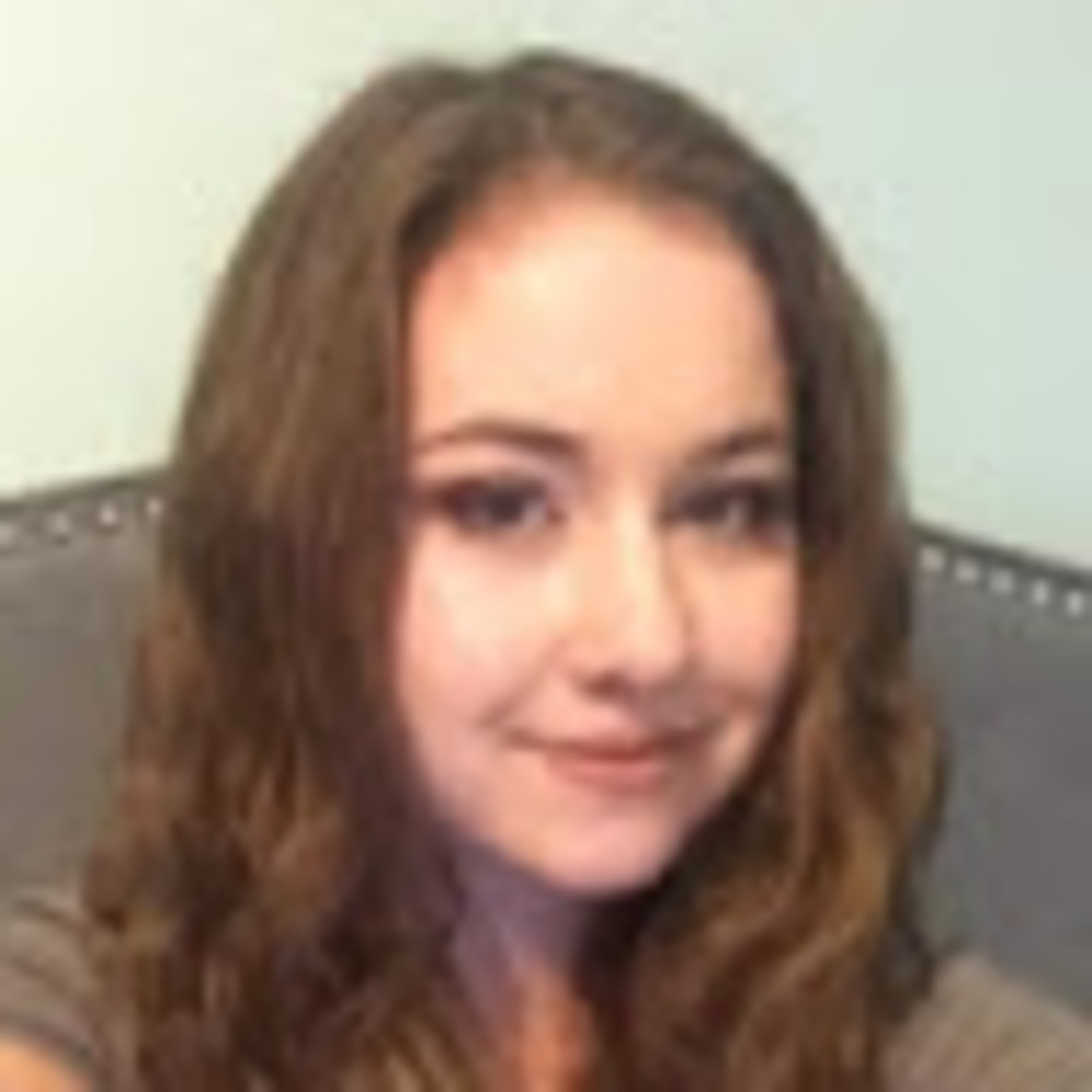 Meet your Posher, Elena